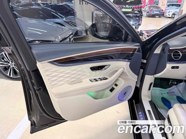 Bentley Flying Spur 3세대, 2020 10