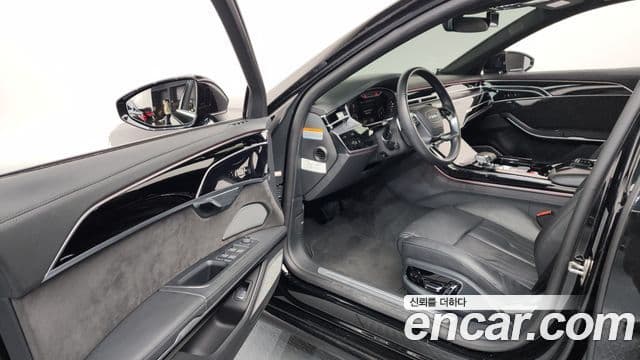 Audi A8 (D5) 55 TFSI Quattro LWB, 2021 10