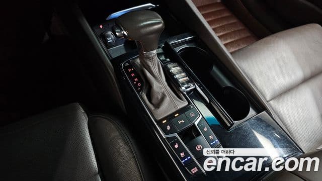 Kia All New K7 гибрид Special, 2019 9