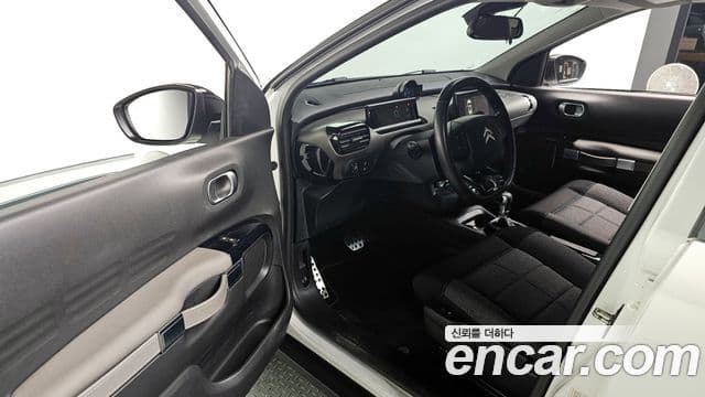 Ситроен / DS C4 Cactus 1.5 BlueHDi Shine, 2019 10