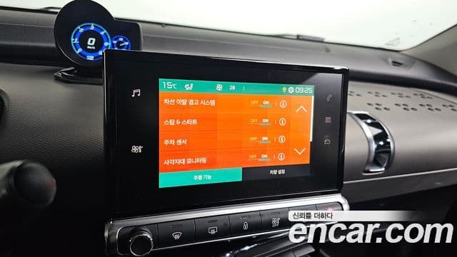 Ситроен / DS C4 Cactus 1.5 BlueHDi Shine, 2019 16