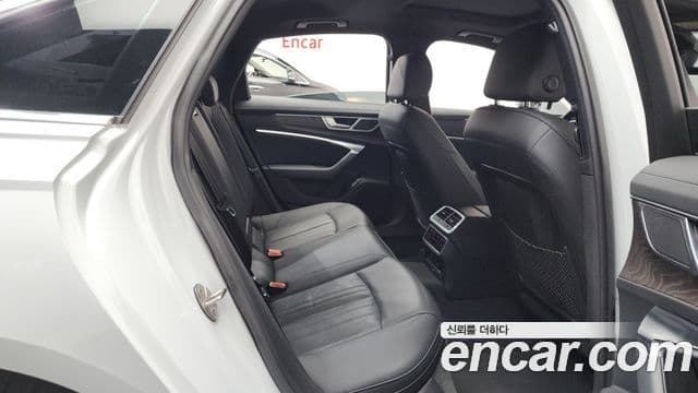 Audi A6 (C8) Premium, 2022 12