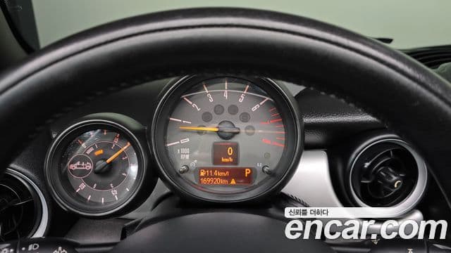 Mini Cooper кабриолет 2세대, 2015 8