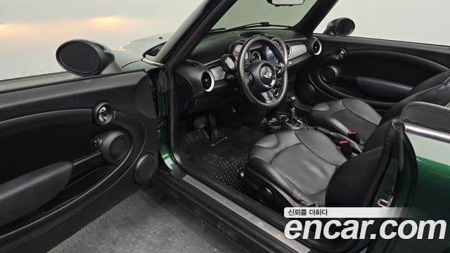 Mini Cooper кабриолет 2세대, 2015 11