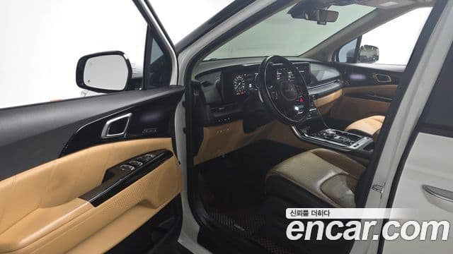 Kia Carnival 4세대 Signature, 2022 11