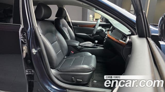 Kia All New K7 3.0 LPI Luxury (арендный автомобиль), 2016 11