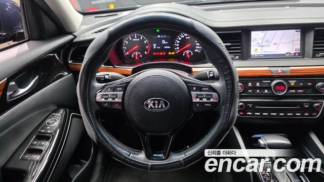 Kia All New K7 3.0 LPI Luxury (арендный автомобиль), 2016 13