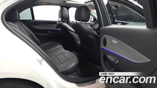 Mercedes-Benz E-класс W213 Avantgarde, 2018 12