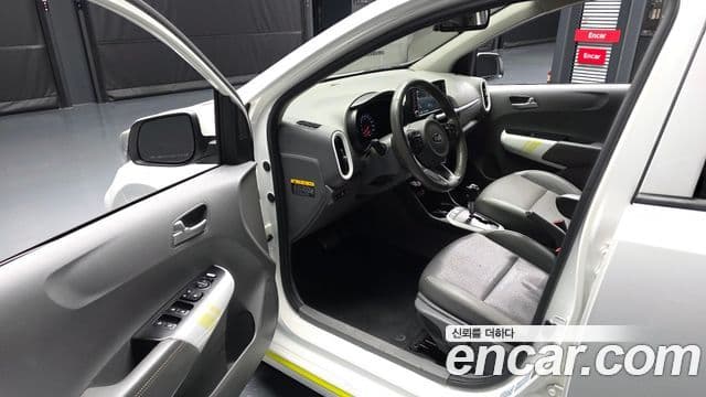 Kia All New Morning (JA) Luxury, 2017 10