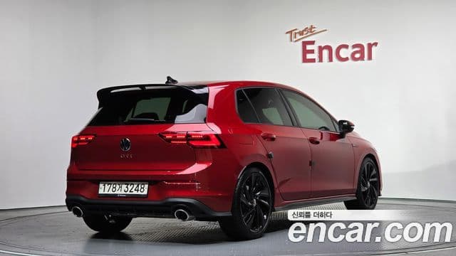 Volkswagen Гольф 8세대 2.0 GTI, 2022 2