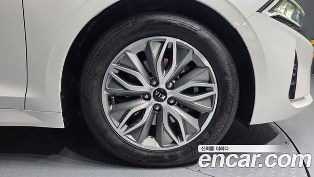 Kia K5 гибрид 3세대 Noblesse, 2020 все фото