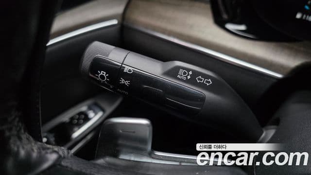 Kia K5 гибрид 3세대 Noblesse, 2020 18