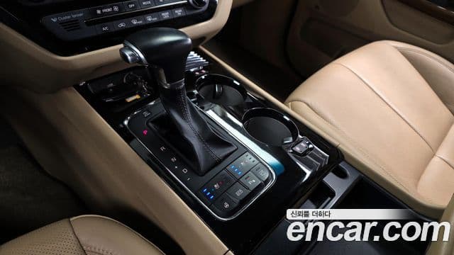 Kia All New Carnival Noblesse, 2018 9