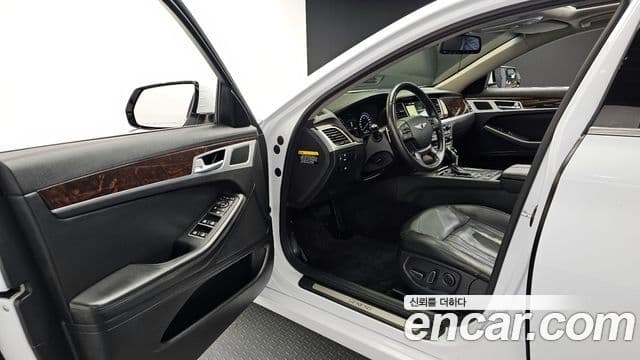 Hyundai Genesis DH Modern, 2016 11