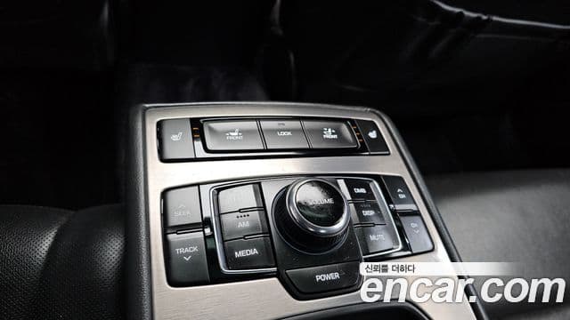 Hyundai Genesis DH Modern, 2016 17