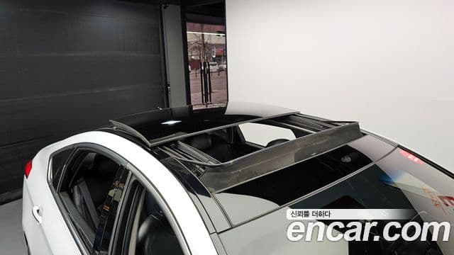 Hyundai Genesis DH Modern, 2016 18