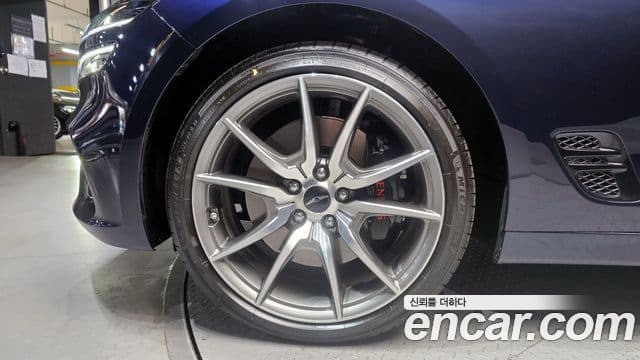 Genesis The / новый New G70 슈팅브레이크, 2025 все фото