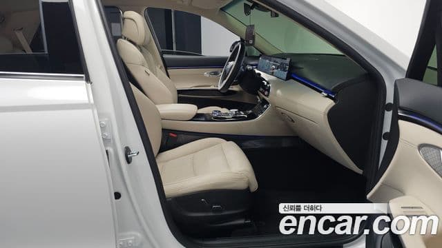 Genesis GV70, 2025 11