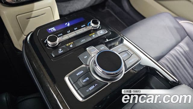 Genesis EQ900 Premium Luxury, 2017 19