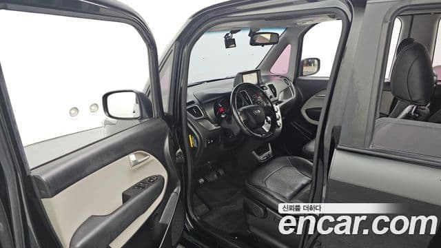 Kia Ray Luxury, 2014 10