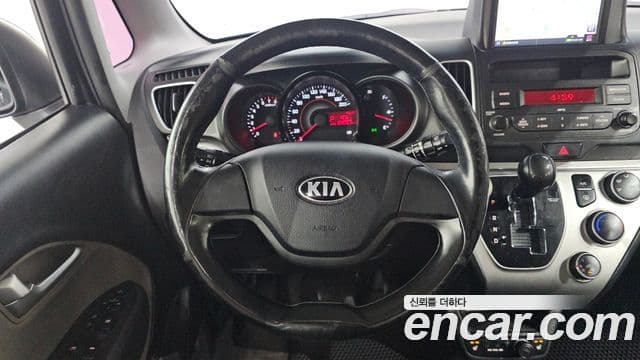 Kia Ray Luxury, 2014 13