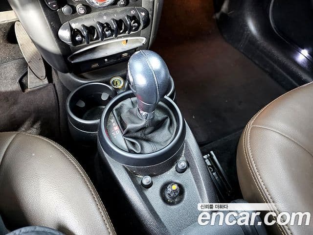 Mini Cooper D Countryman 1세대, 2014 17