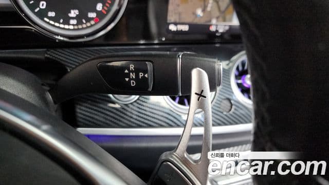 Mercedes-Benz E-класс W213 E220d кабриолет, 2018 9