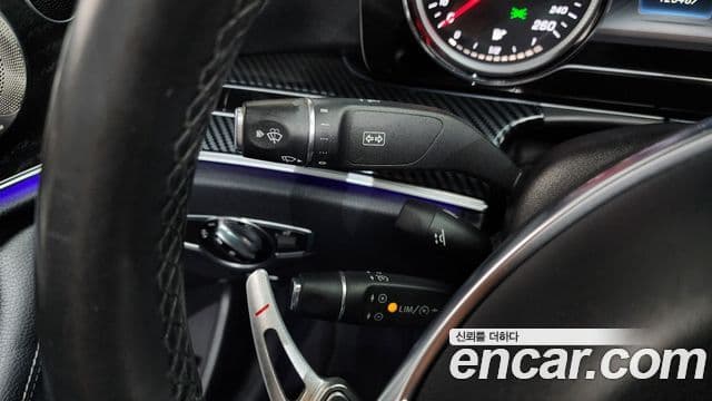 Mercedes-Benz E-класс W213 E220d кабриолет, 2018 17