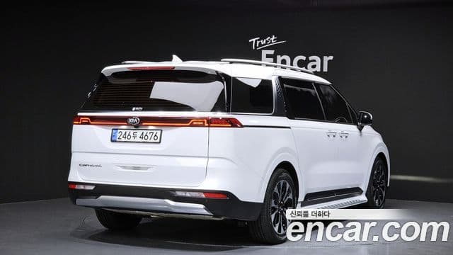 Kia Carnival 4세대 Signature, 2021 2