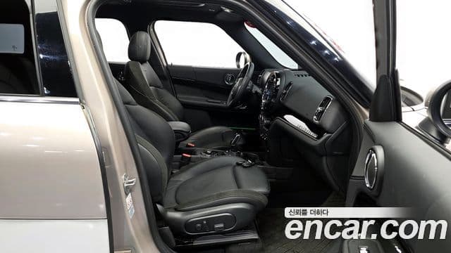 Mini Cooper Countryman 2세대, 2024 10