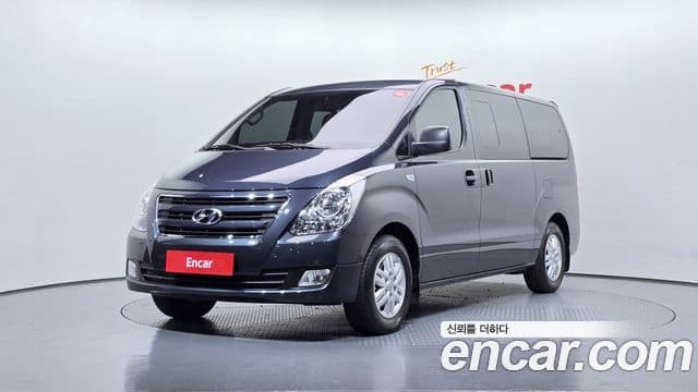 Hyundai Grand Starex Smart, 2017 1