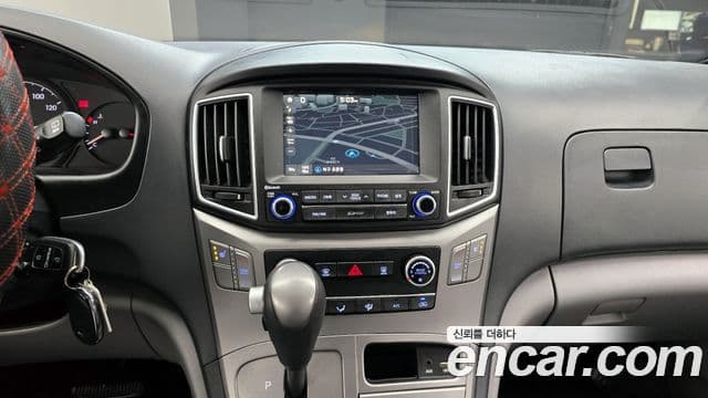 Hyundai Grand Starex Smart, 2017 16