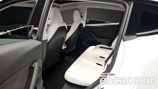 Tesla модель Y, 2023 12