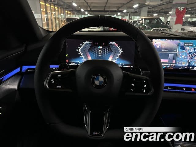 BMW 5시리즈 (G60) 520i M Sport, 2025 10