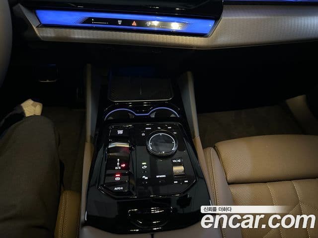 BMW 5시리즈 (G60) 520i M Sport, 2025 13