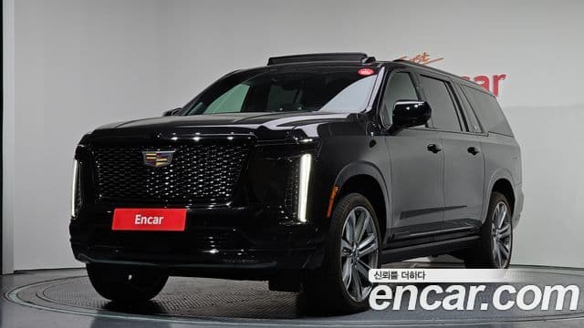 Cadillac Escalade 5세대 ESV Sport Platinum, 2025 1