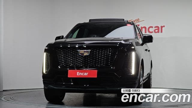 Cadillac Escalade 5세대 ESV Sport Platinum, 2025 3