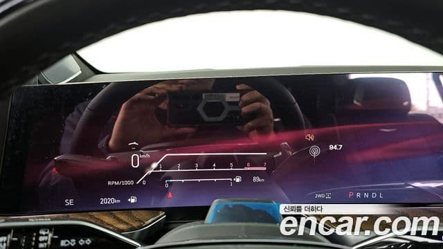 Cadillac Escalade 5세대 ESV Sport Platinum, 2025 8