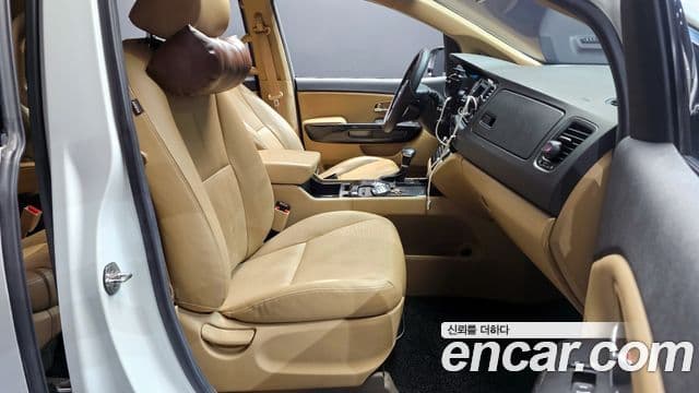 Kia All New Carnival Prestige, 2018 11