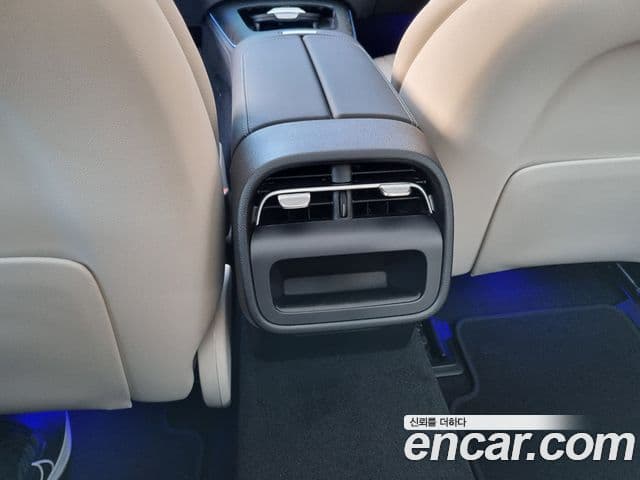 Mercedes-Benz E-класс W213 Avantgarde, 2025 18