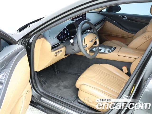 Genesis G80 (RG3) бензин 3.5 турбо AWD, 2024 10