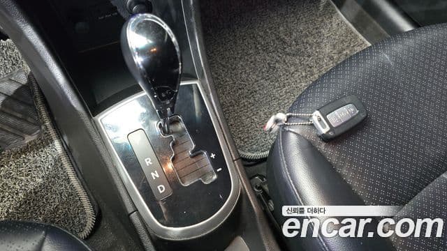 Hyundai Accent(новый кузов / новое поколение) 1.6 GDI top, 2012 9