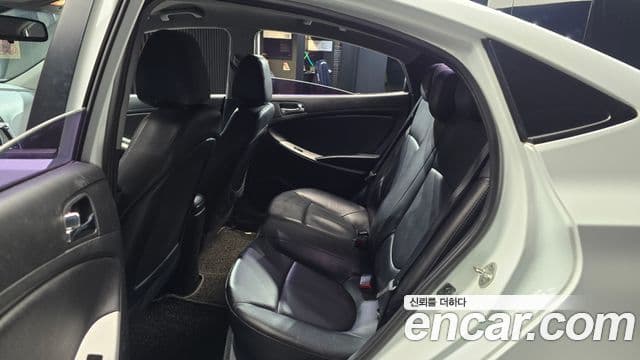 Hyundai Accent(новый кузов / новое поколение) 1.6 GDI top, 2012 13