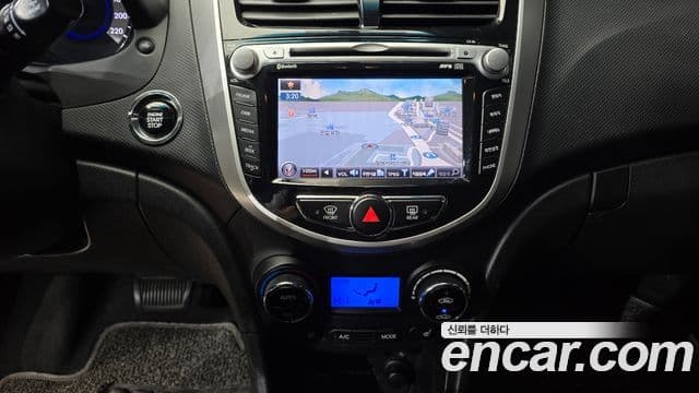 Hyundai Accent(новый кузов / новое поколение) 1.6 GDI top, 2012 15