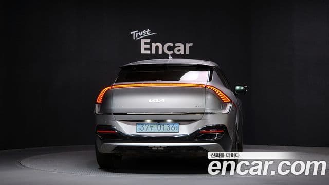 Kia EV6 GT Line, 2023 4