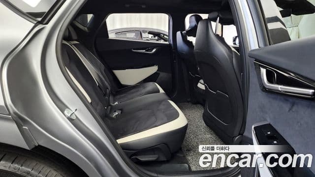 Kia EV6 GT Line, 2023 12