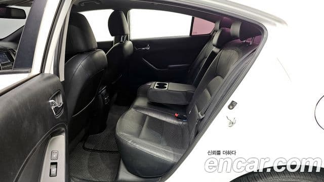 Kia K3 Noblesse, 2015 12