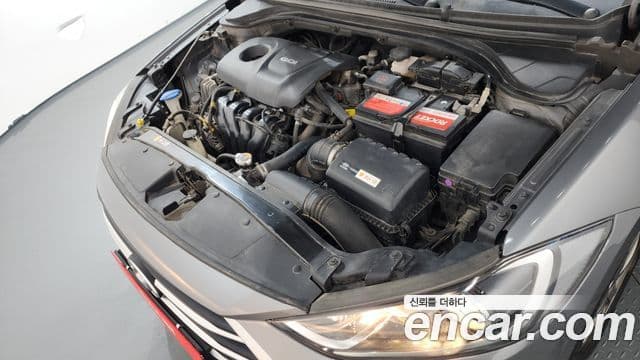 Hyundai Avante AD Style, 2017 6