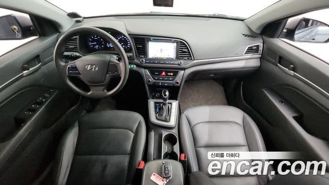 Hyundai Avante AD Style, 2017 7