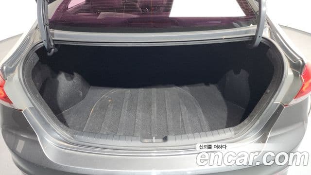 Hyundai Avante AD Style, 2017 20